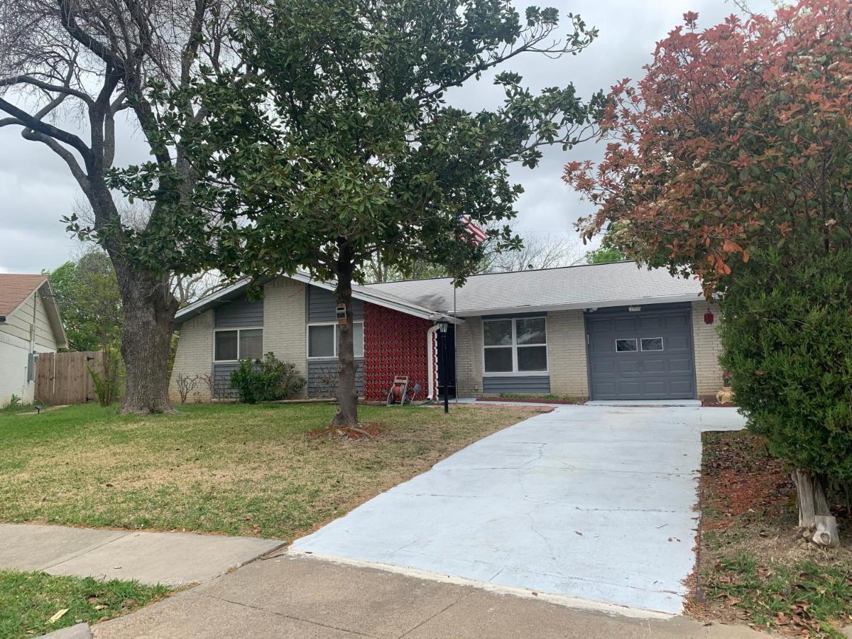 Oasis 3 Near Dfw Airport With Mediterranean Setting Irving Zewnętrze zdjęcie